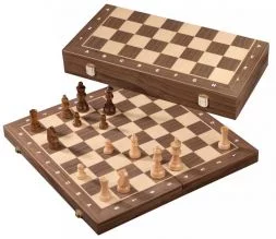 Šachová souprava v dřevěné kazetě (43 mm)